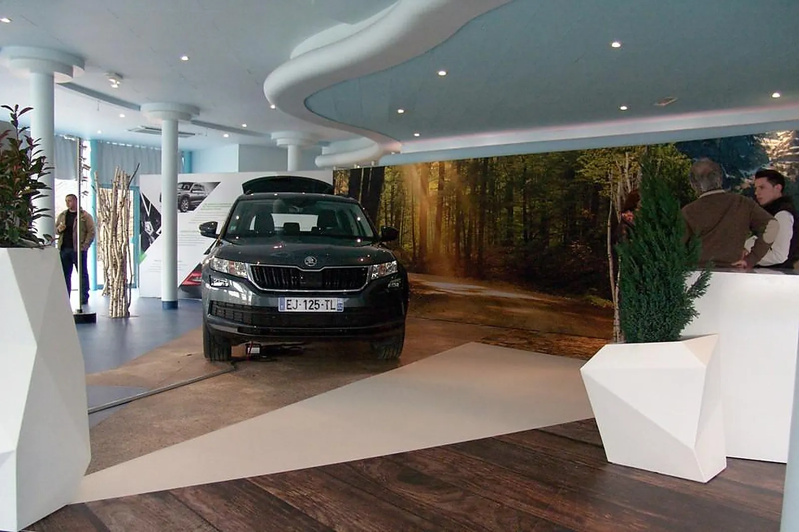 Lieux événementiels, DOMAINE DU LAC PLOMBIÈRES