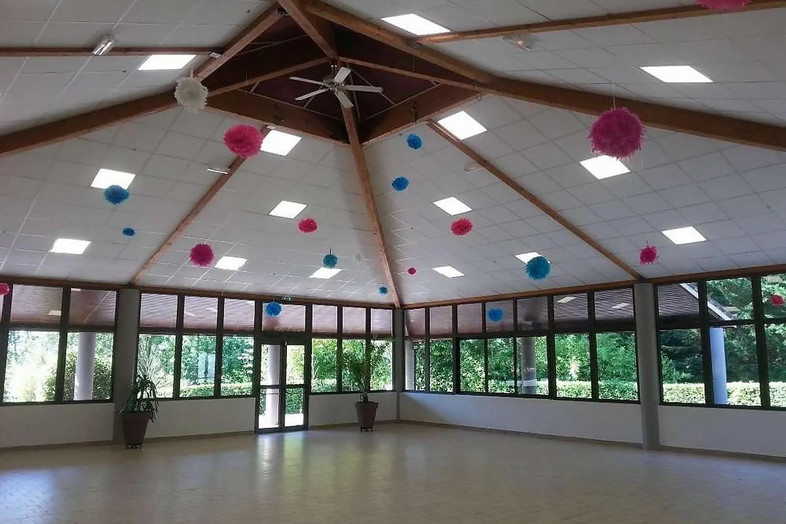 Lieux événementiels, DOMAINE DU LONGCHAMPS