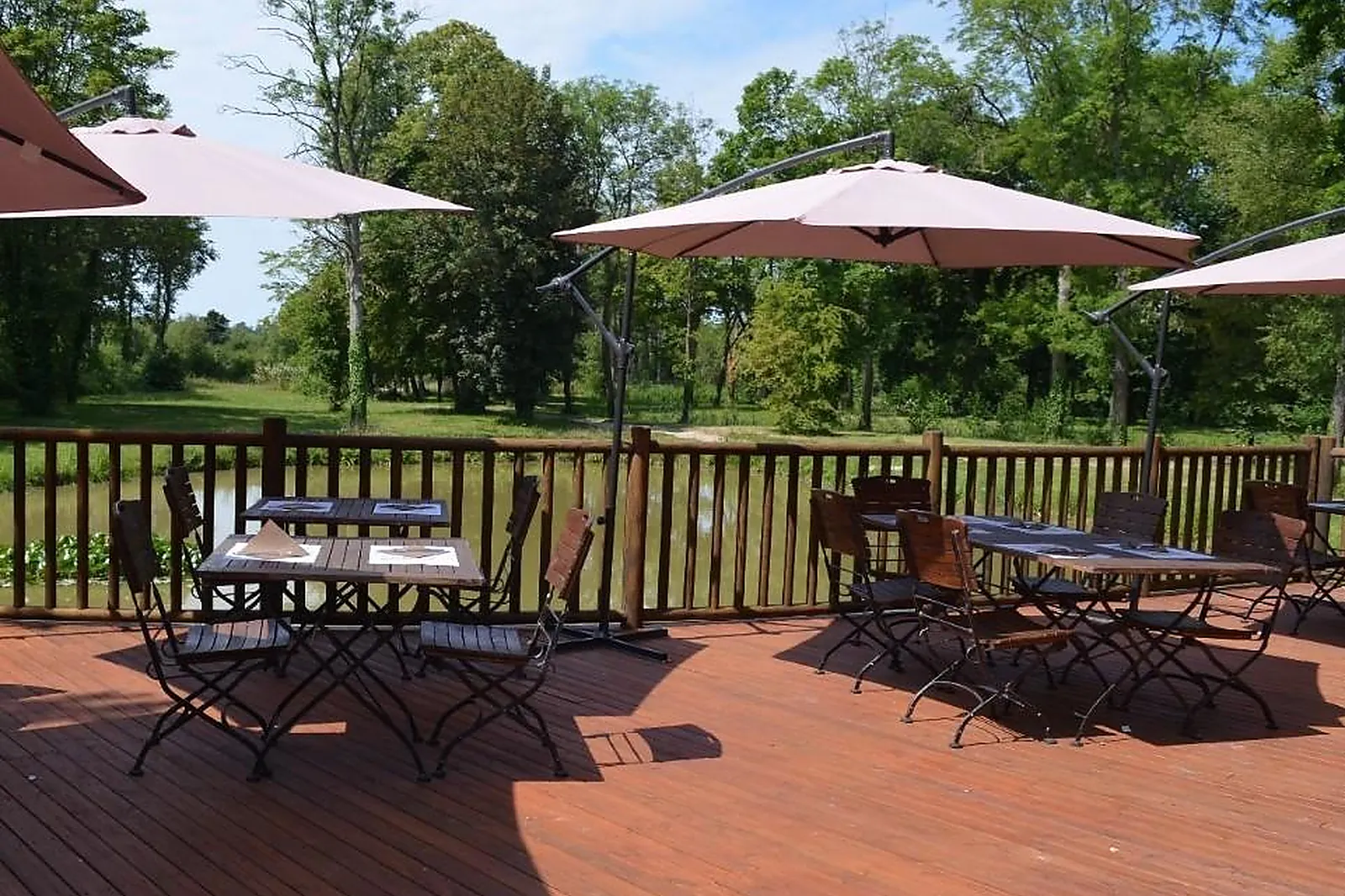 Lieux événementiels, DOMAINE DU MARQUENTERRE