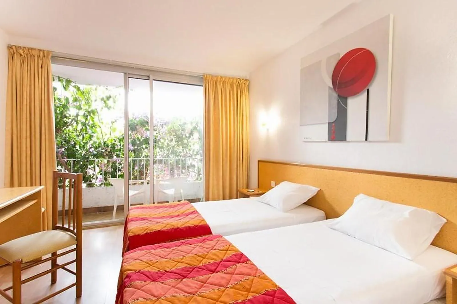 Lieux événementiels, DOMAINE DU MAS BLANC