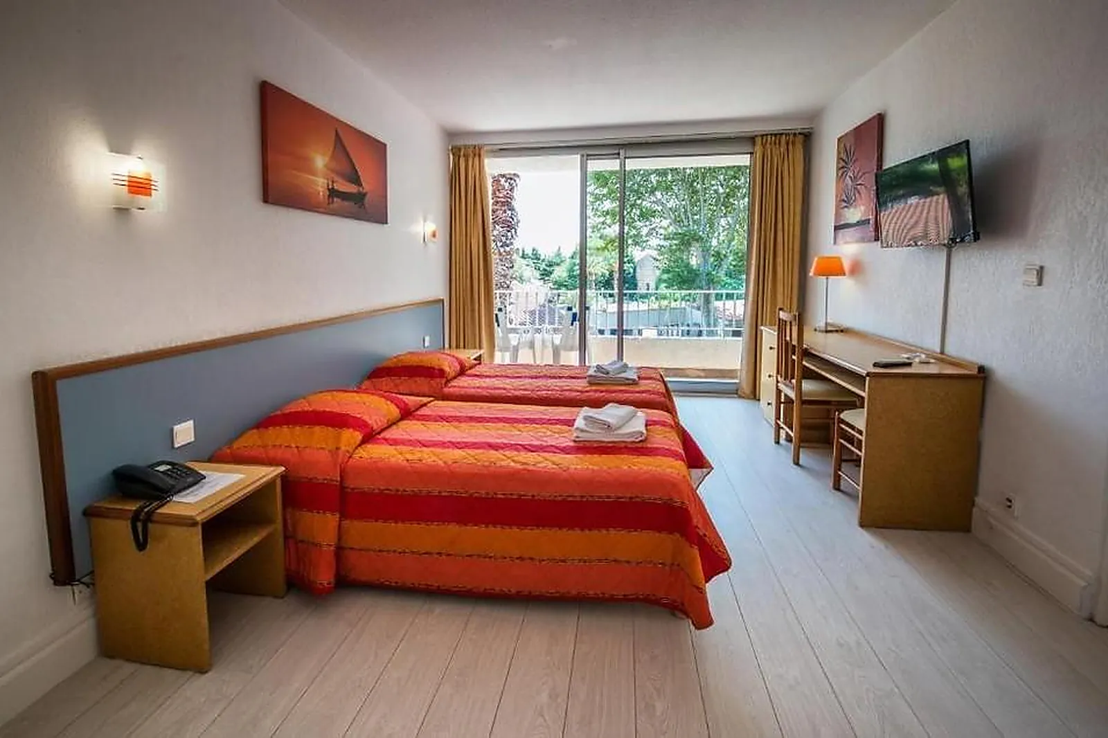 Lieux événementiels, DOMAINE DU MAS BLANC