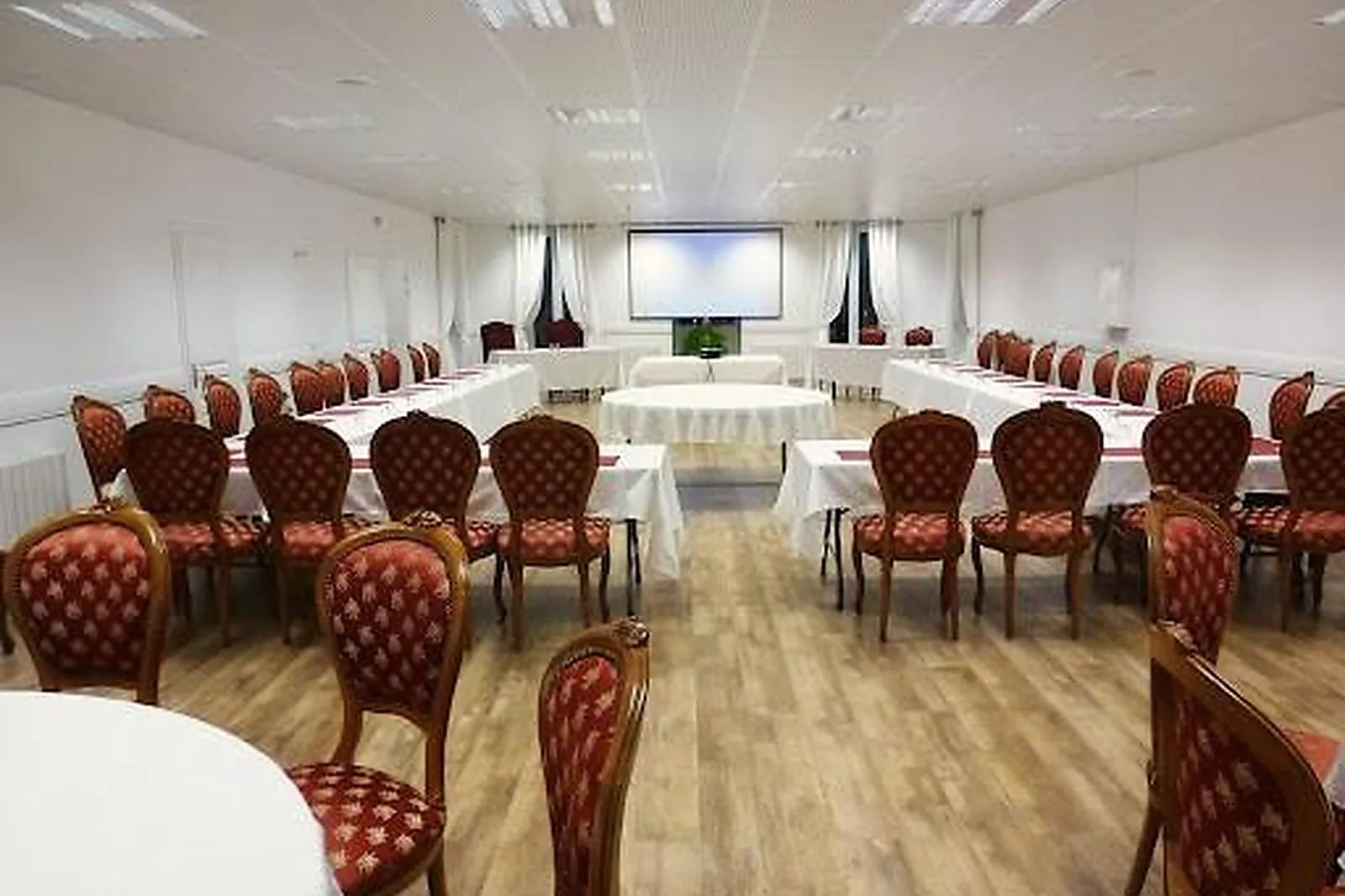 Lieux événementiels, DOMAINE DU MONT ROUGE