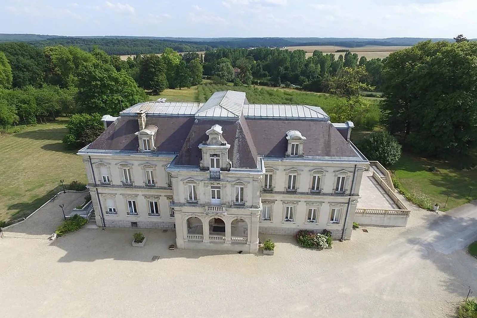 Lieux événementiels, DOMAINE DU MONT ROUGE