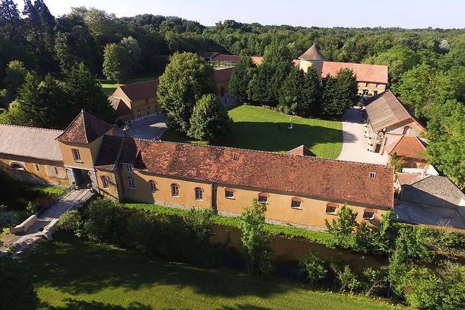 Lieux événementiels, DOMAINE DU PARC