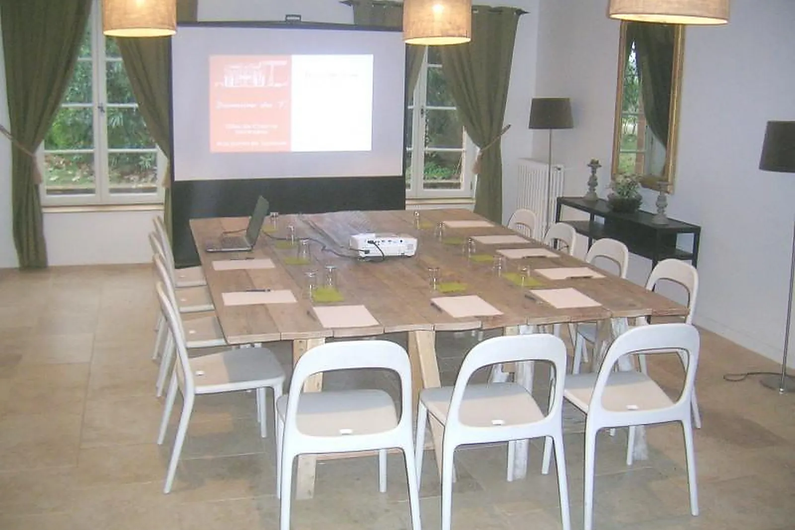 Lieux événementiels, DOMAINE DU T