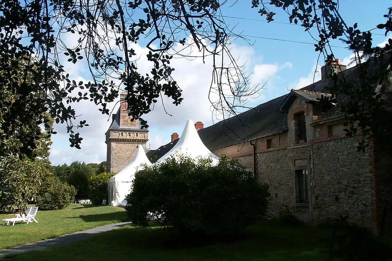 Lieux événementiels, DOMAINE DU THIEMAY