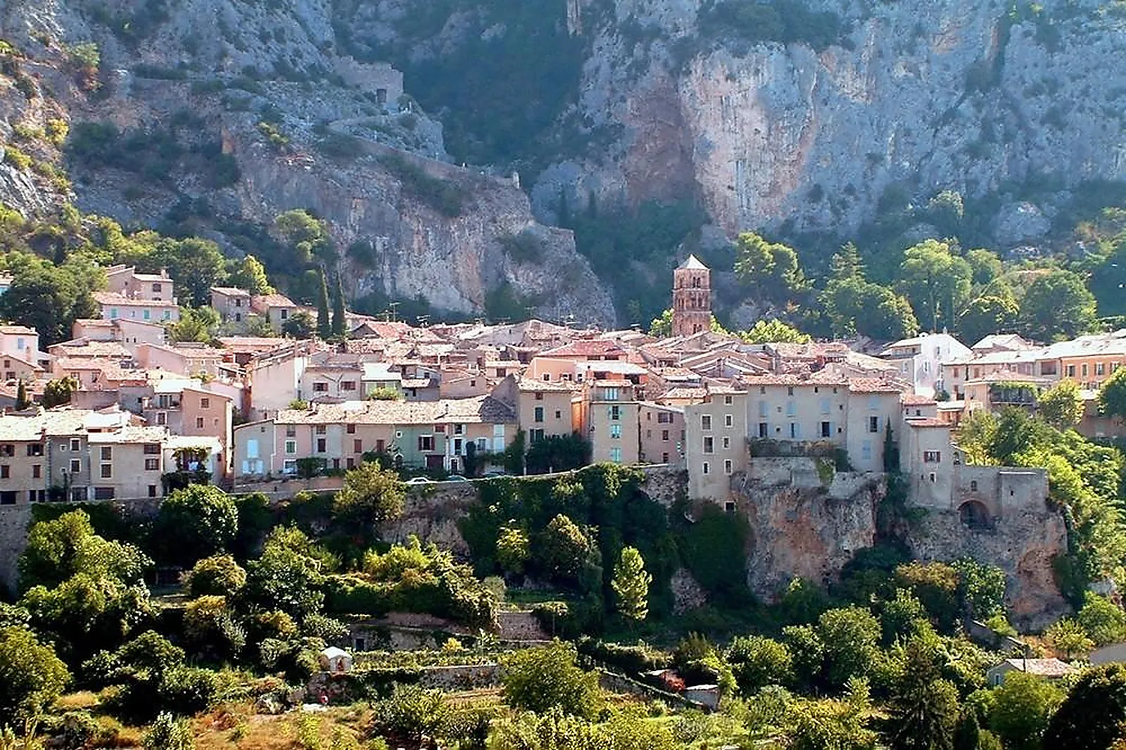 Lieux événementiels, DOMAINE DU THRONNET