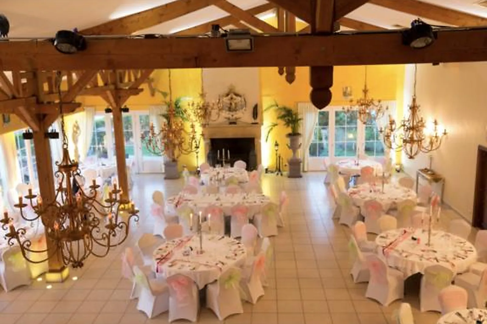 Lieux événementiels, DOMAINE LA GRANGE DE CONDÉ