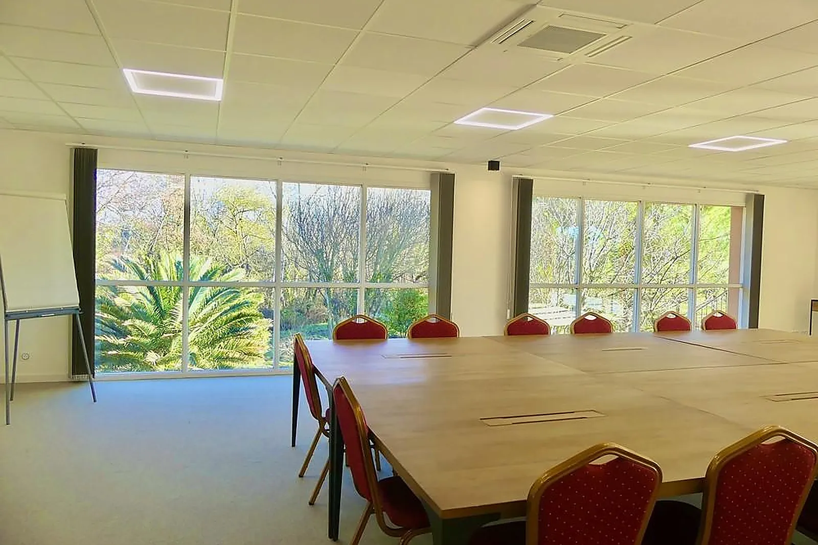 Lieux événementiels, DOMAINE LA ROQUE