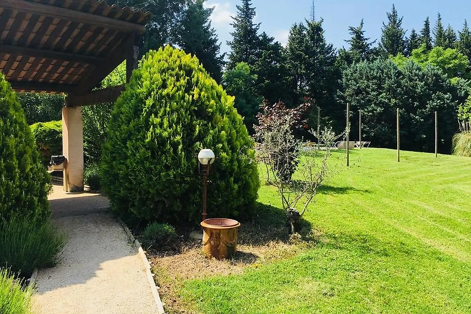 Lieux événementiels, DOMAINE LA ROQUE