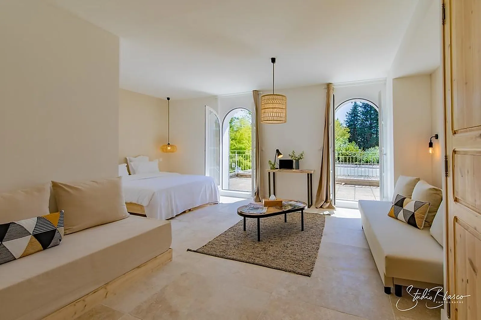 Lieux événementiels, DOMAINE LA ROQUE