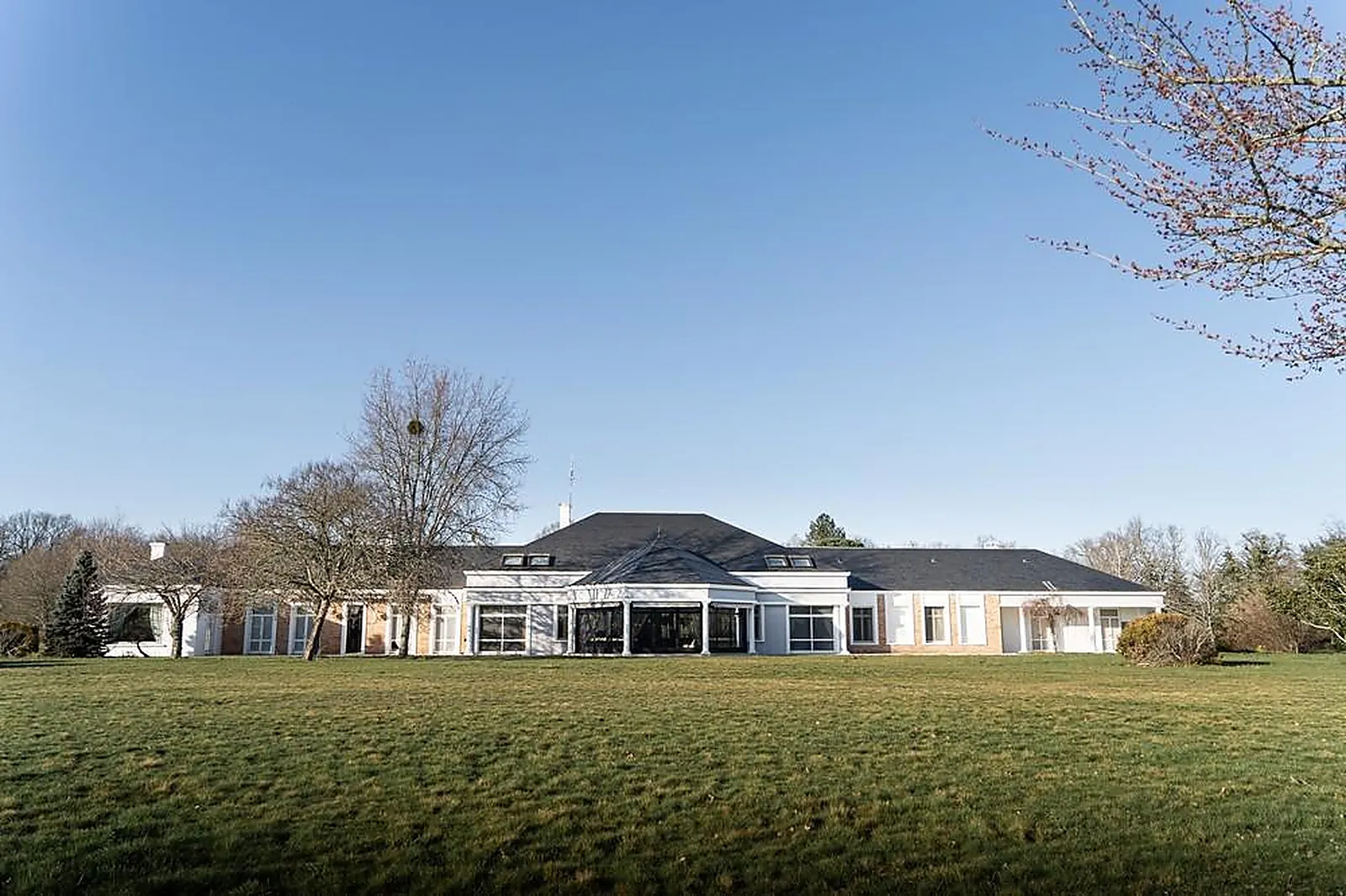 Lieux événementiels, DOMAINE LE CHÉRY