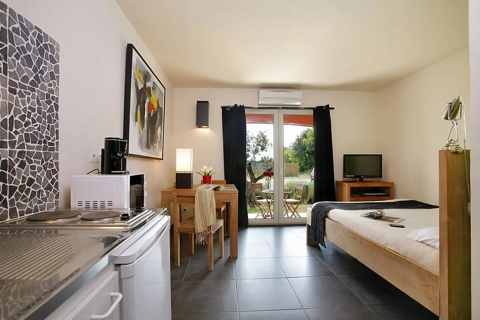 Lieux événementiels, DOMAINE LE MILOS