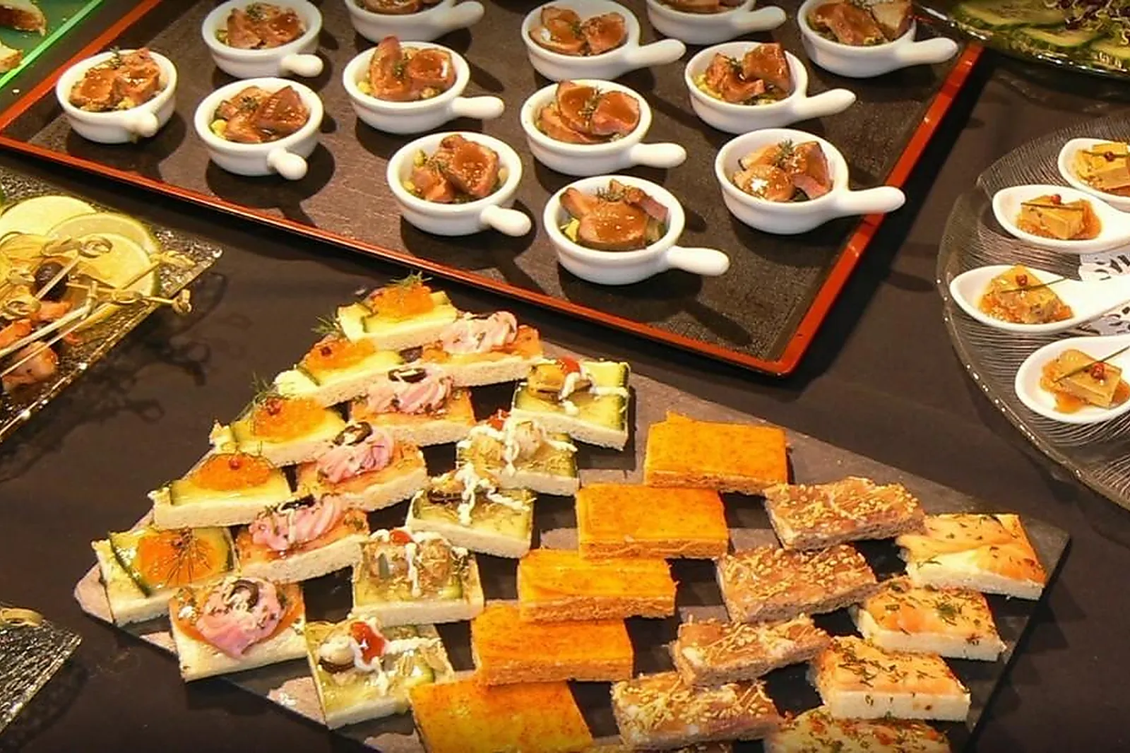 Lieux événementiels, DOUBLE FOND