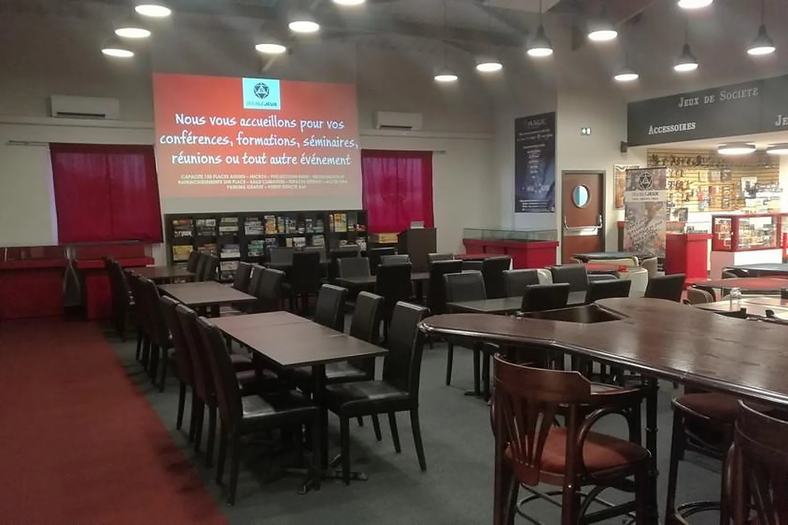 Lieux événementiels, DOUBLE JEUX