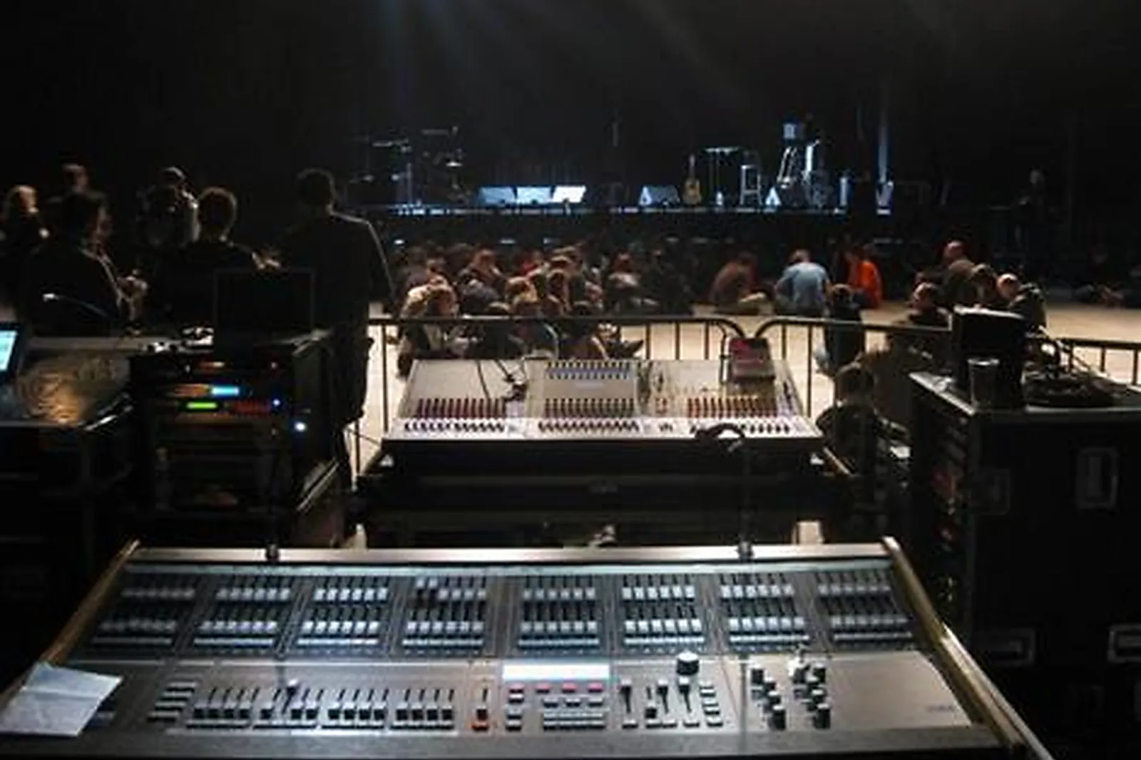 Lieux événementiels, DOUBLE MIXTE