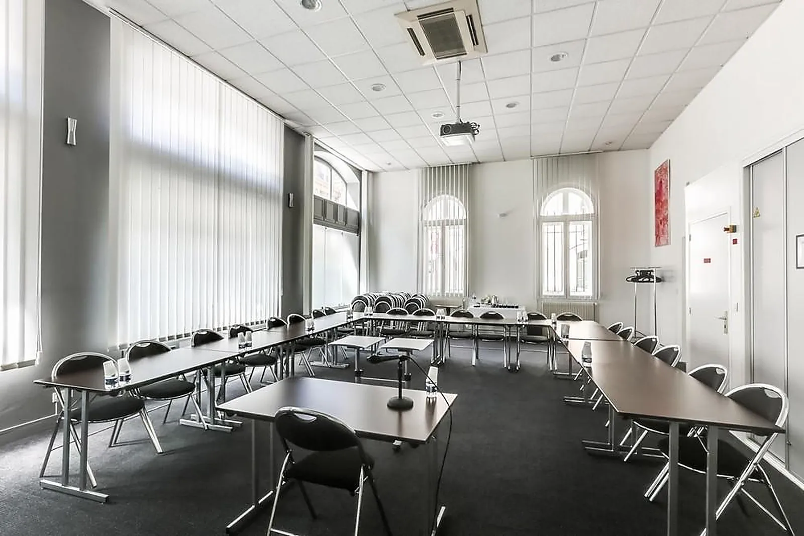 Lieux événementiels, DU CÔTÉ DE LA TRINITÉ