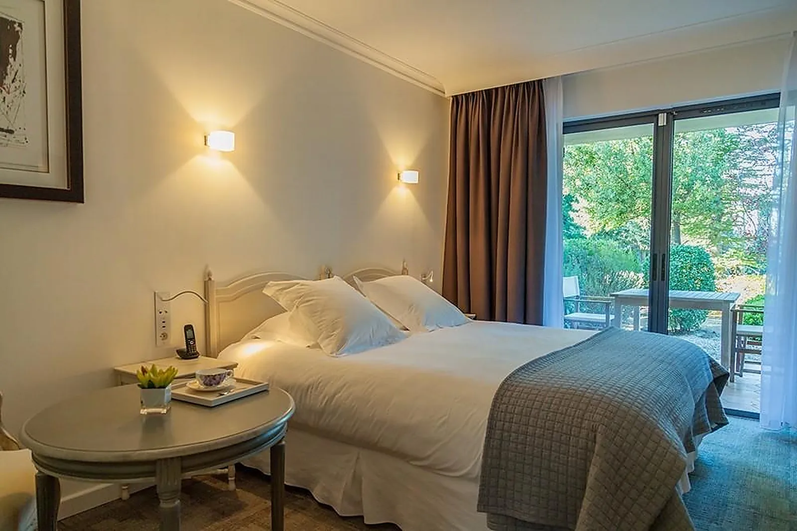 Lieux événementiels, DU CÔTÉ DES OLIVADES