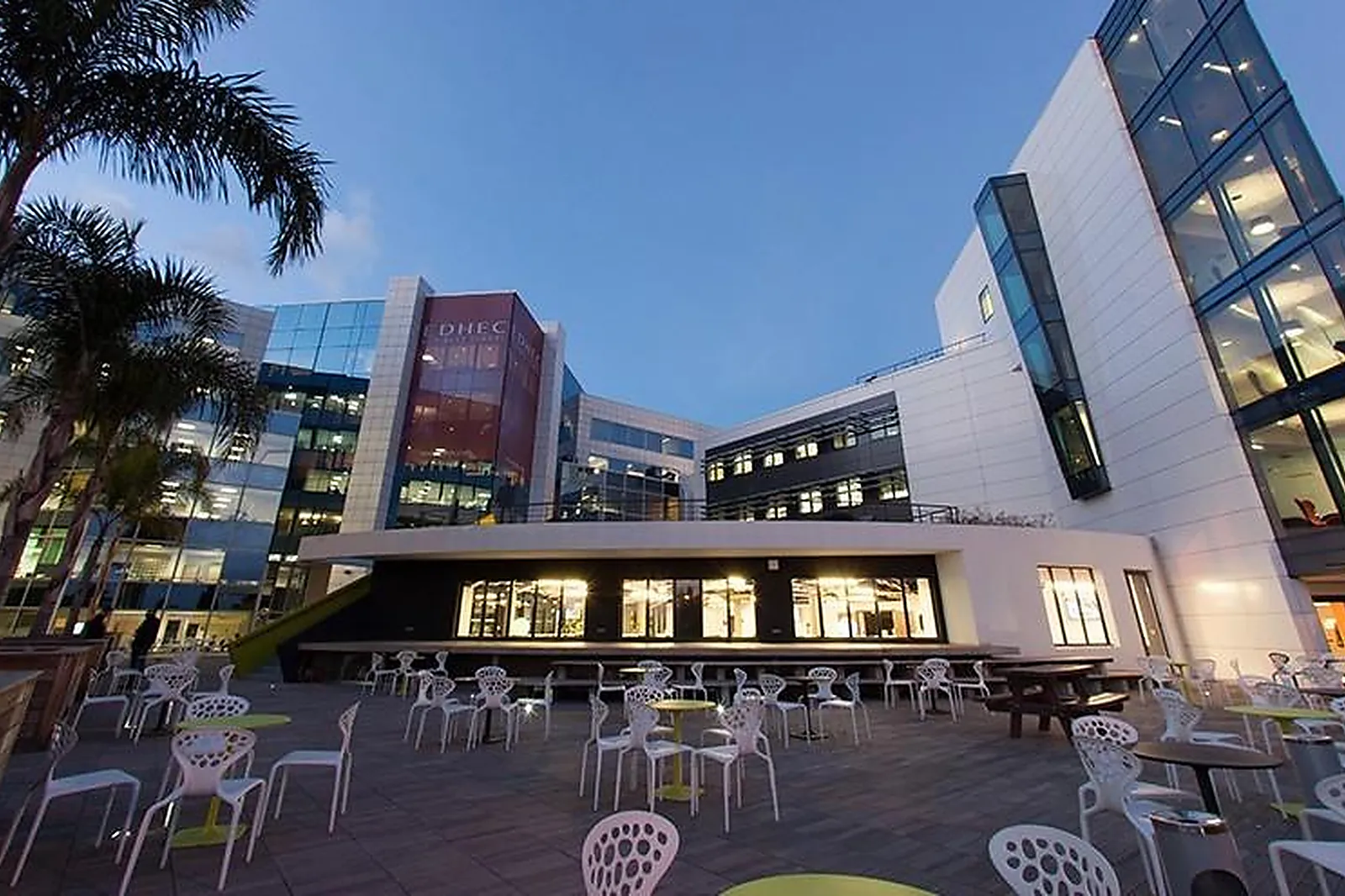 Lieux événementiels, EDHEC - CAMPUS DE NICE