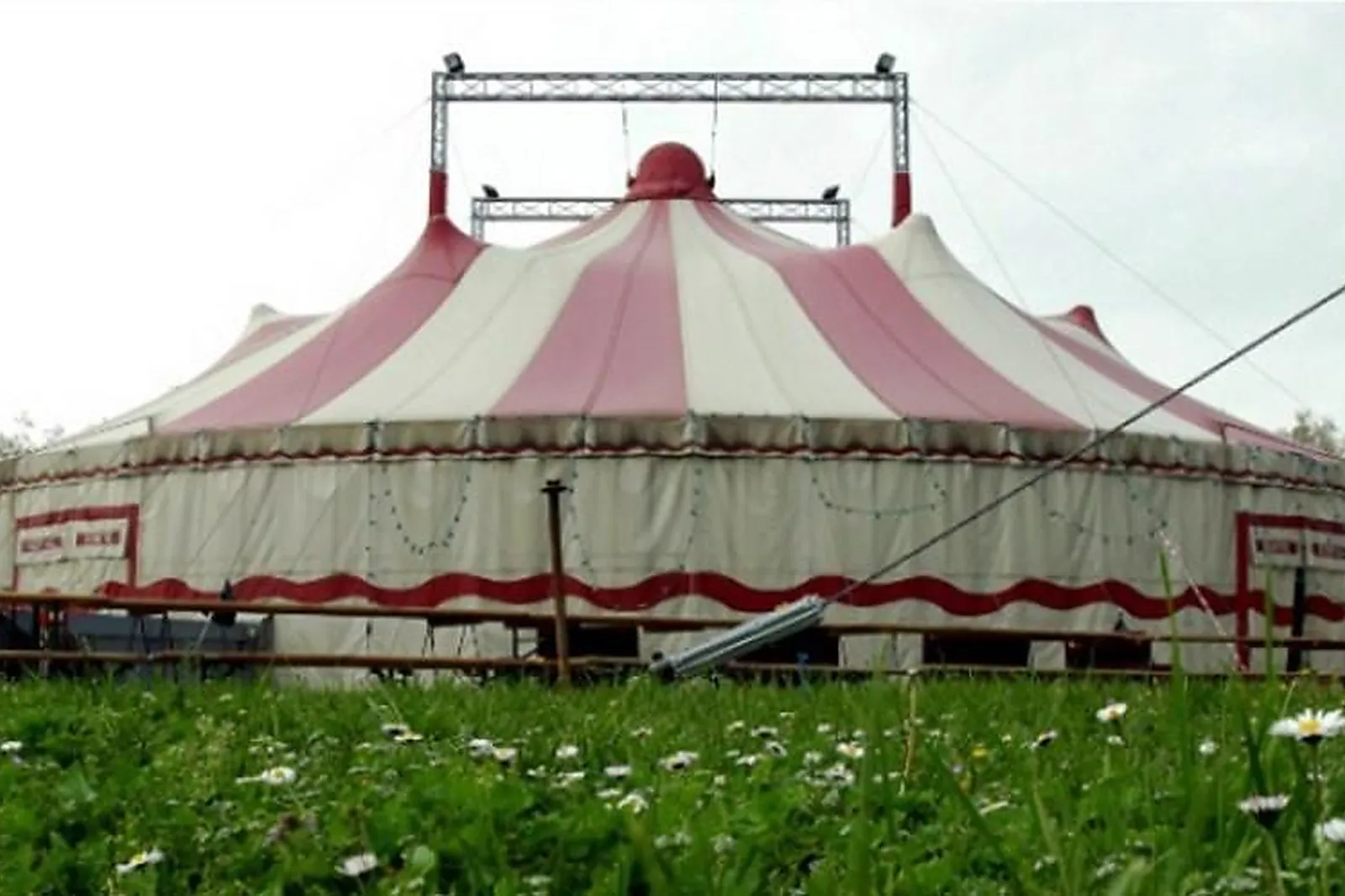 Lieux événementiels, ECOLE DE CIRQUE DE BORDEAUX