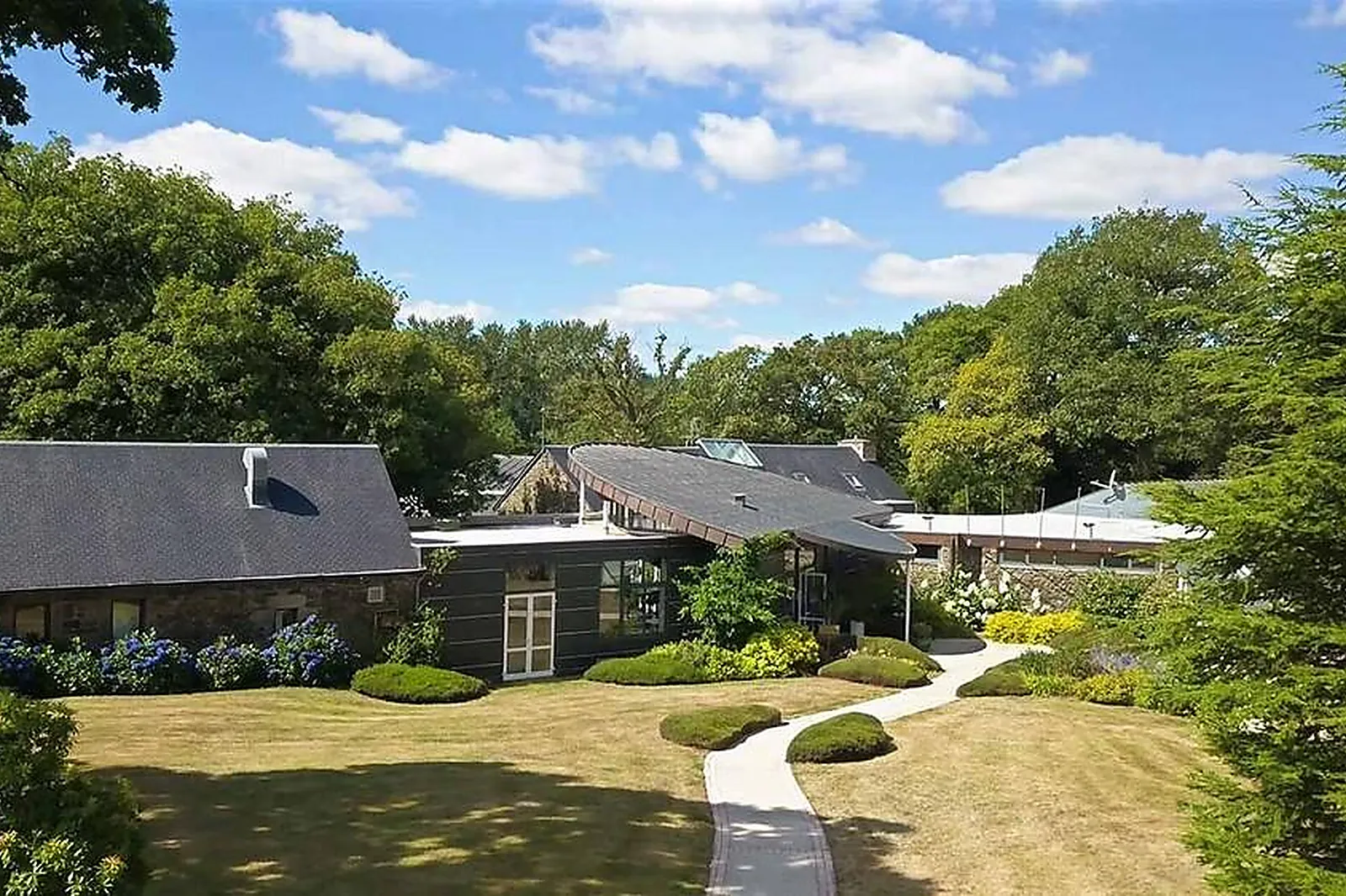 Lieux événementiels, ECOLODGE HOTEL LE KEREDEN