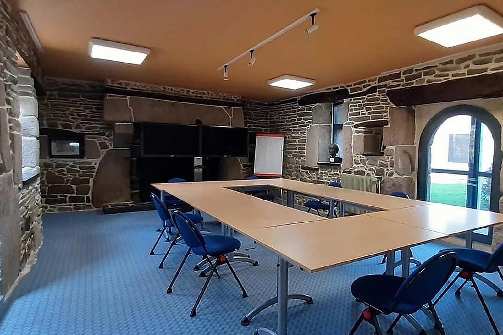 Lieux événementiels, ECOLODGE HOTEL LE KEREDEN