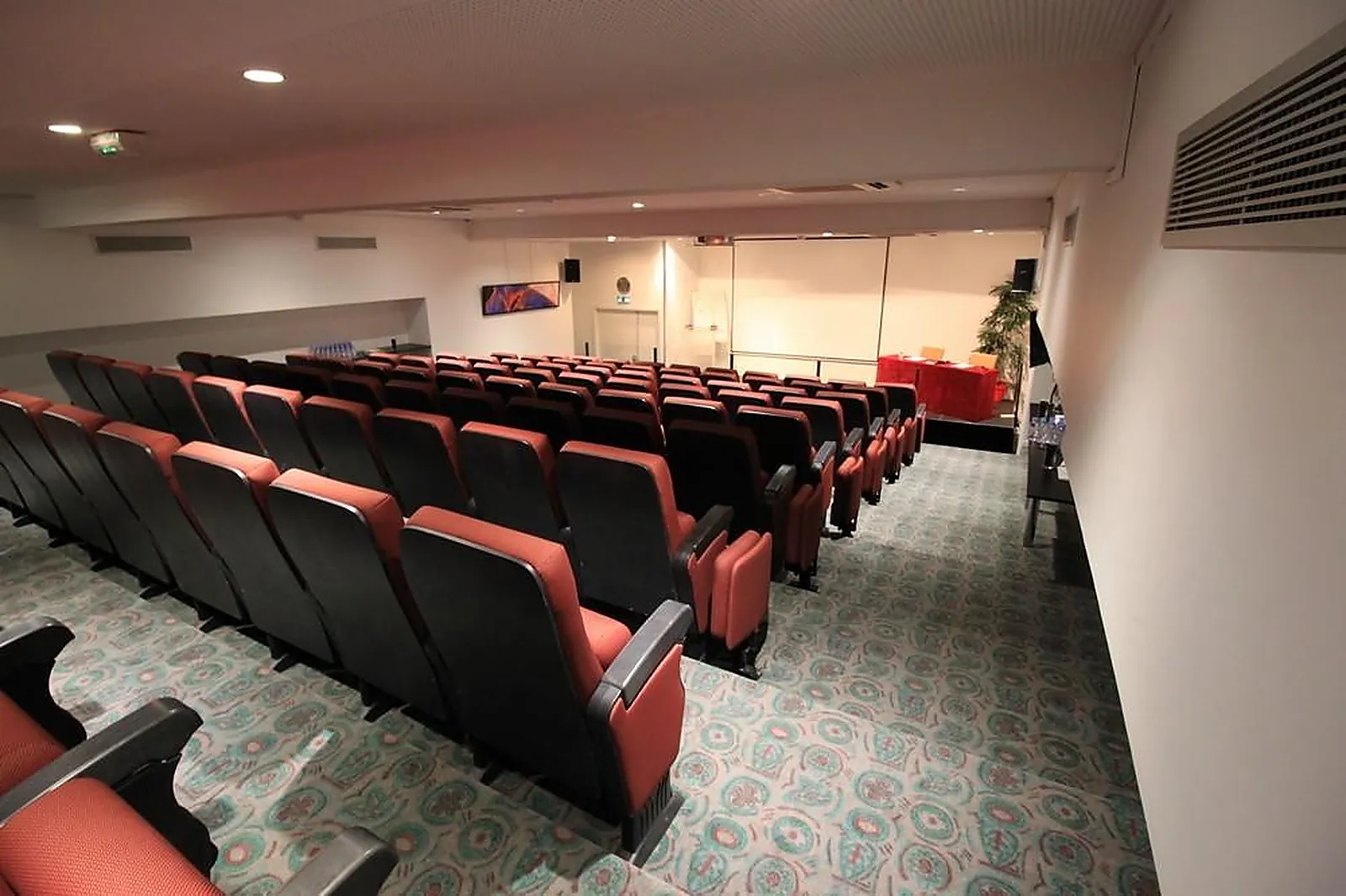 Lieux événementiels, EDEN HÔTEL ET SPA