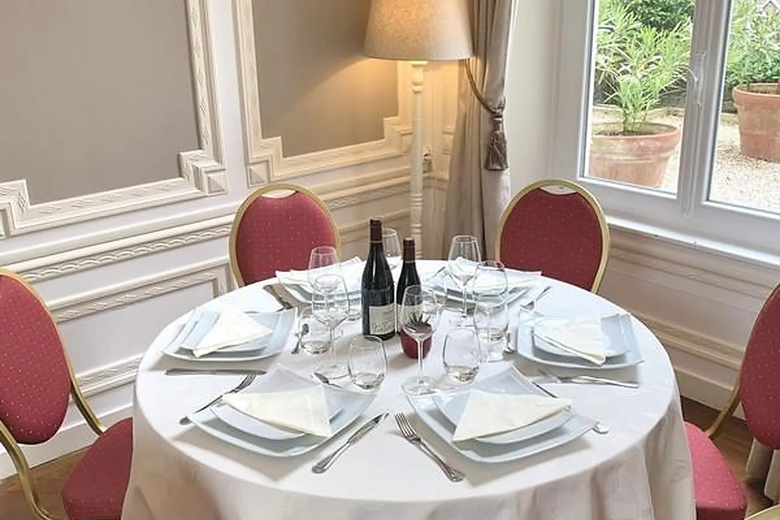 Lieux événementiels, ENCLOS DE L'EVÊCHÉ