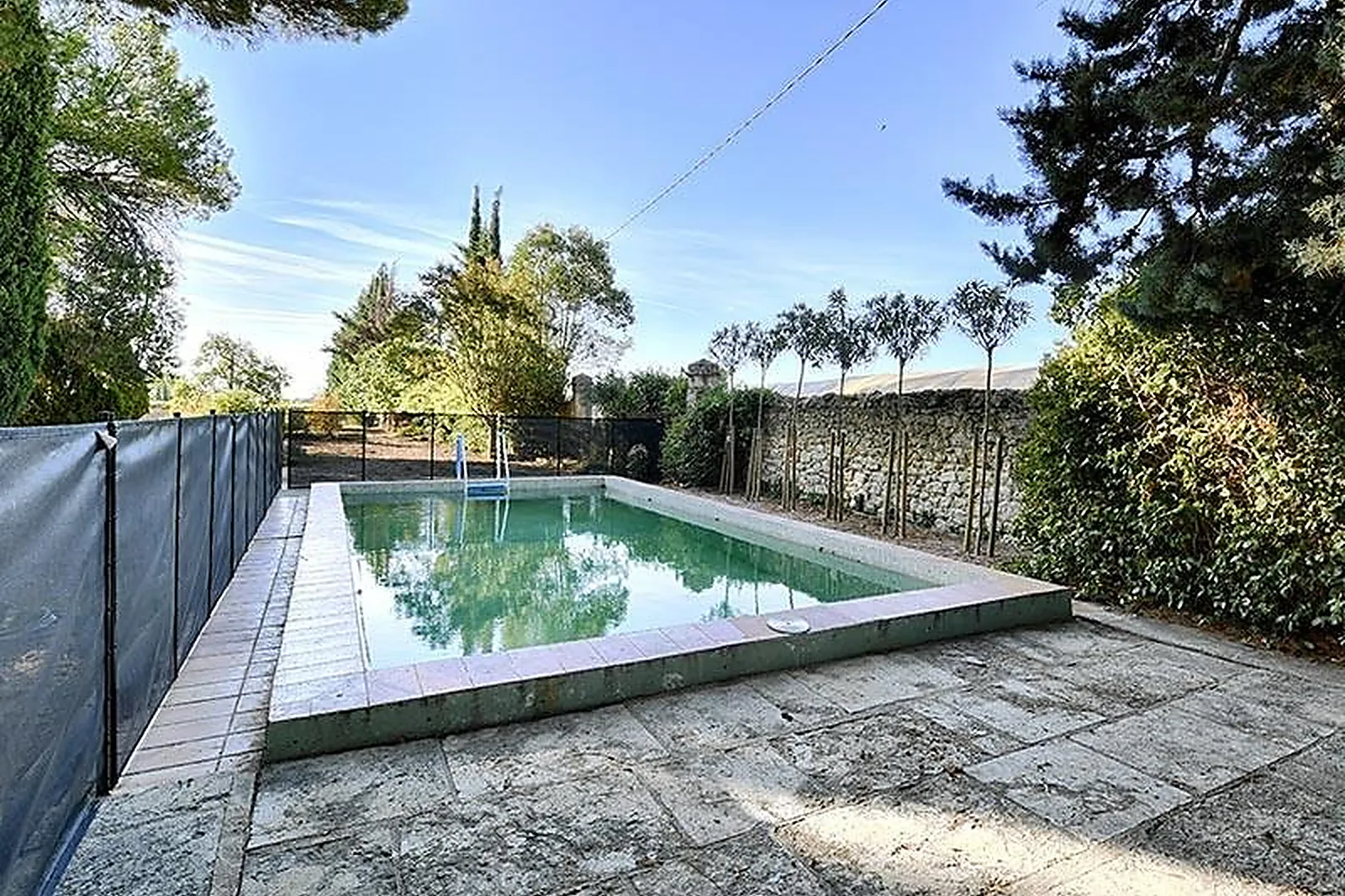 Lieux événementiels, ENCLOS DE LA CROIX