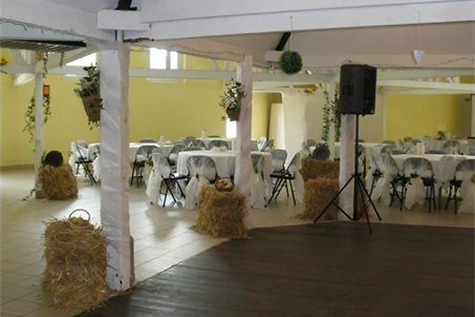 Lieux événementiels, ENCLOS DE SOURCES