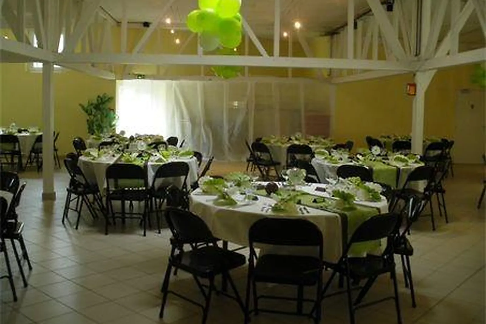 Lieux événementiels, ENCLOS DE SOURCES