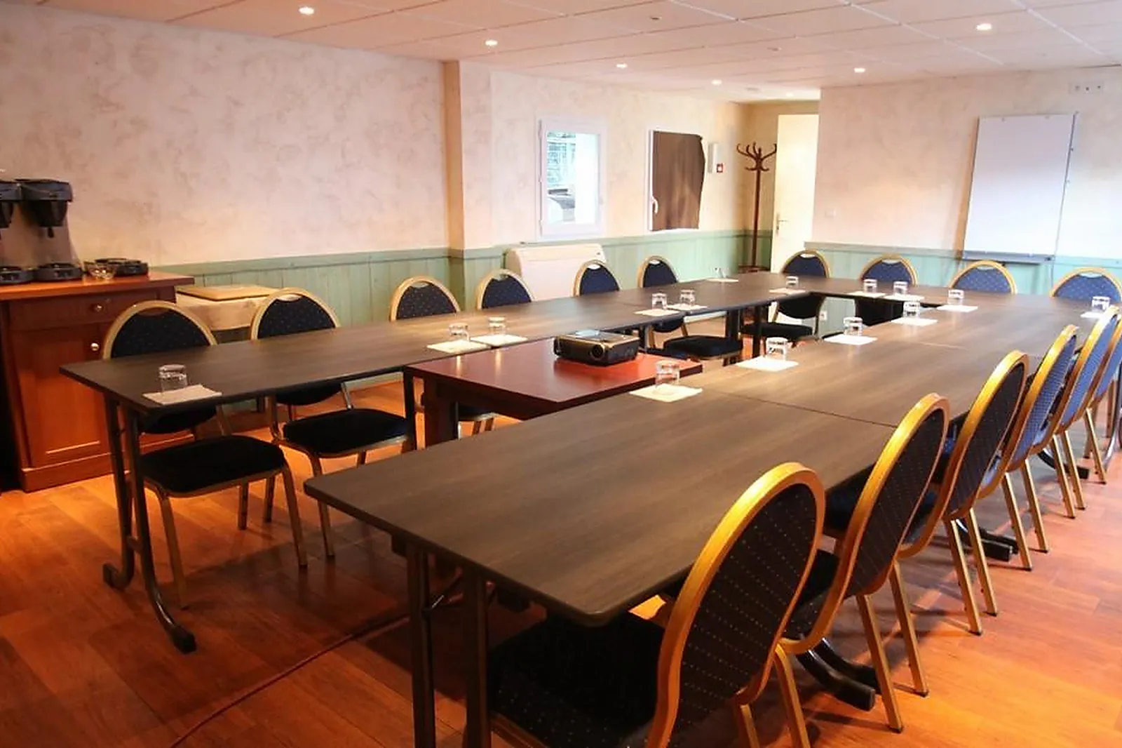 Lieux événementiels, ENCORE HÔTEL