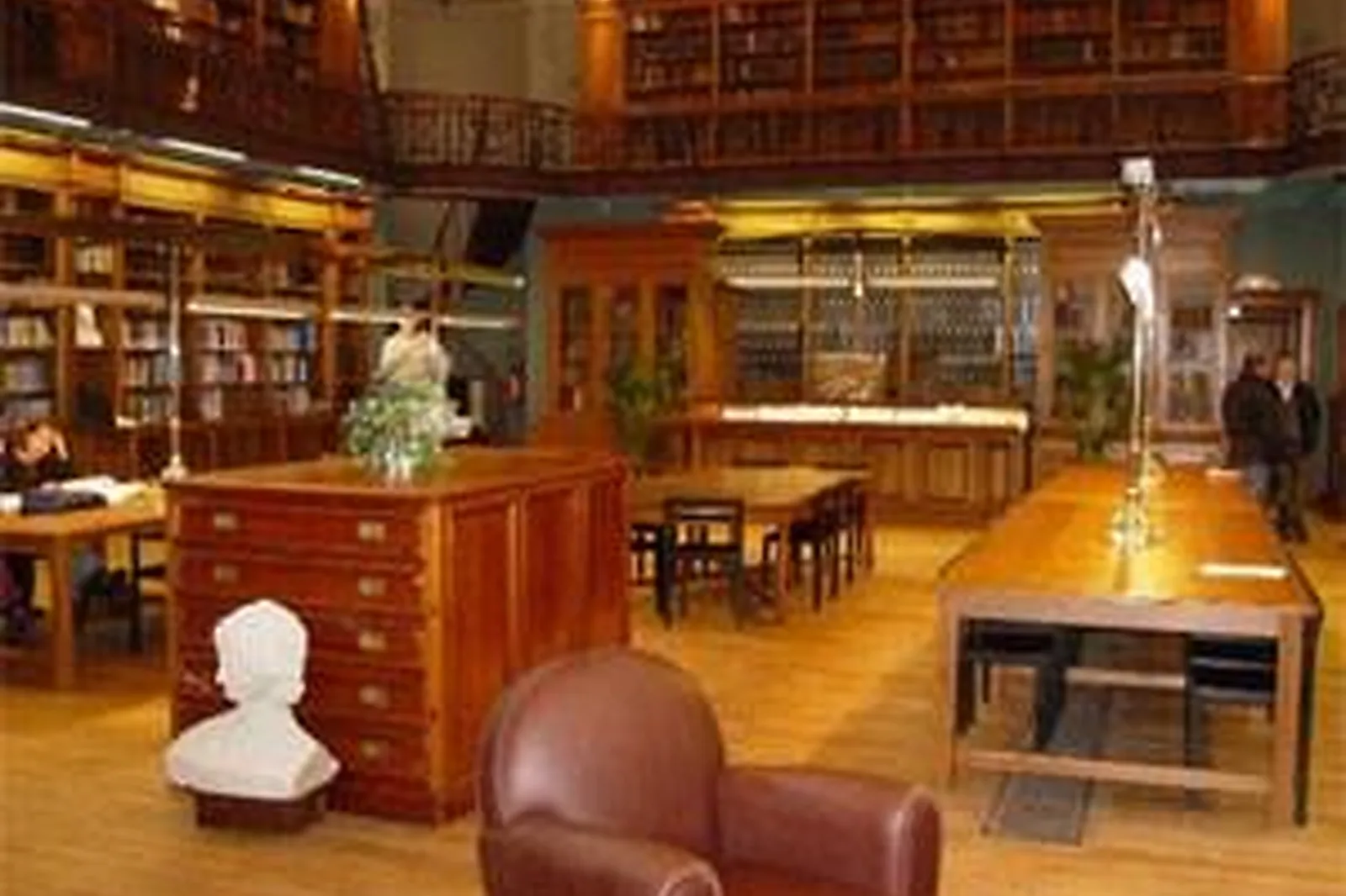 Lieux événementiels, ENSAIT