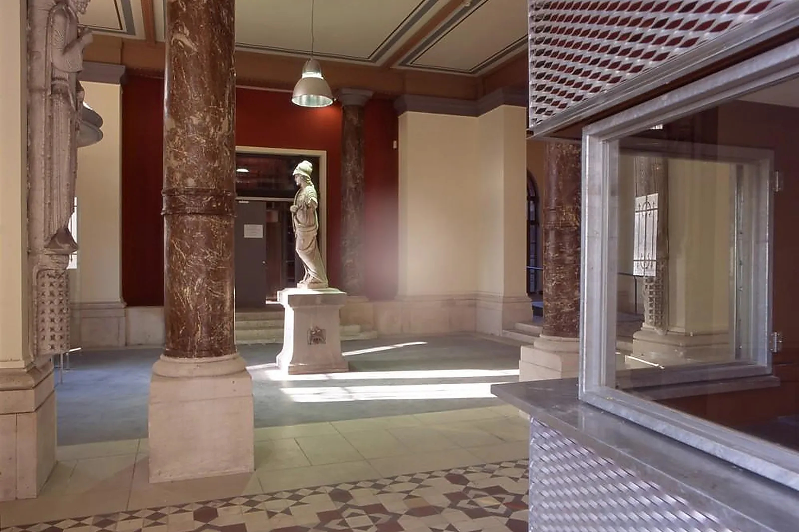 Lieux événementiels, ENSAIT