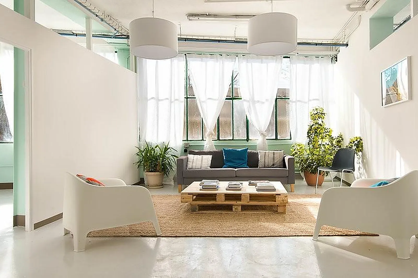 Lieux événementiels, ENTRE 2 MURS