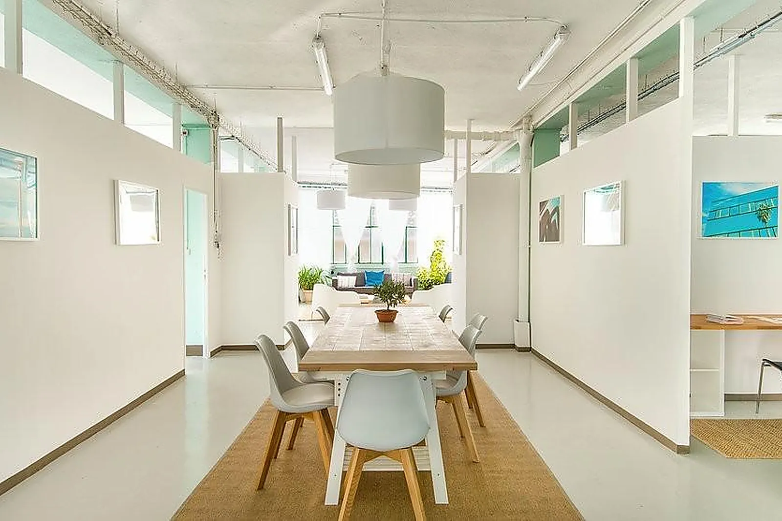 Lieux événementiels, ENTRE 2 MURS