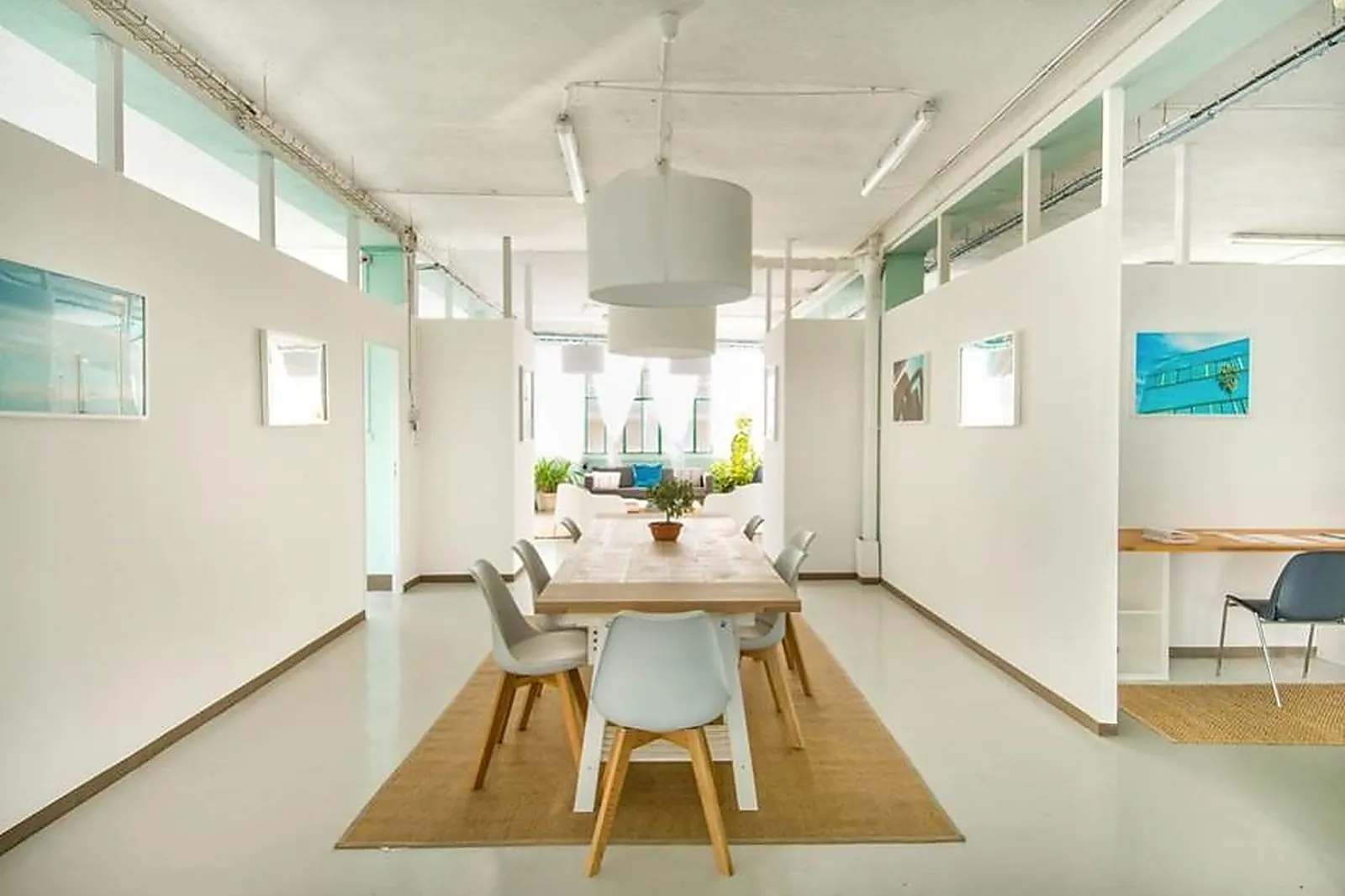 Lieux événementiels, ENTRE 2 MURS