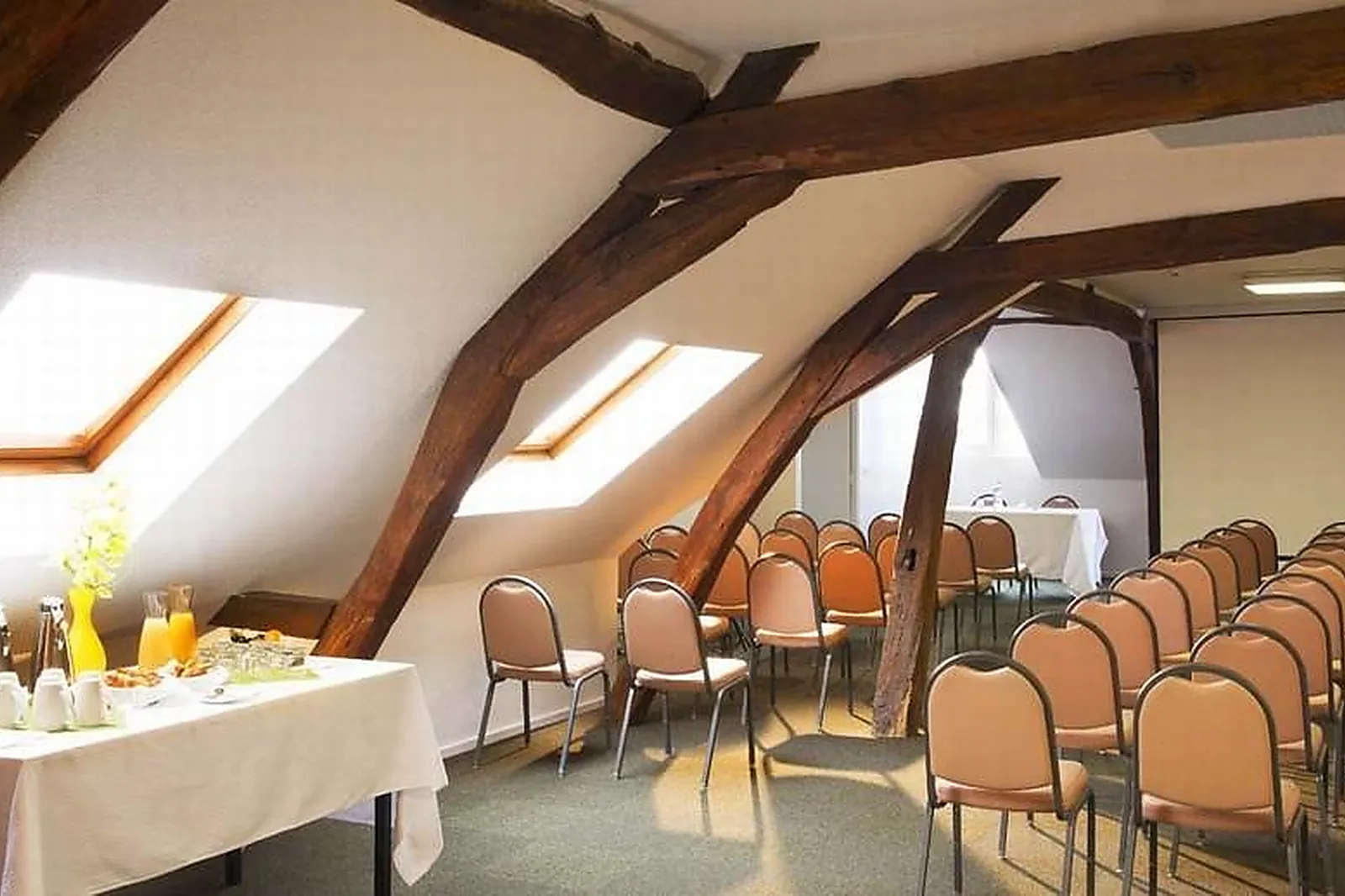 Lieux événementiels, ESCALE OCEANIA ORLÉANS