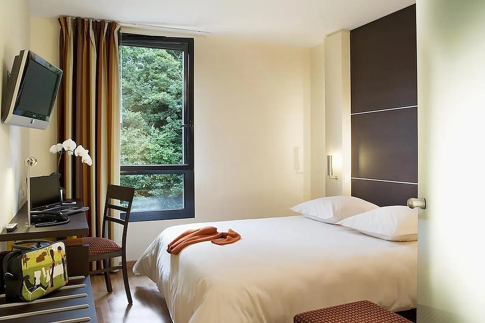 Lieux événementiels, ESCALE OCÉANIA RENNES CAP MALO