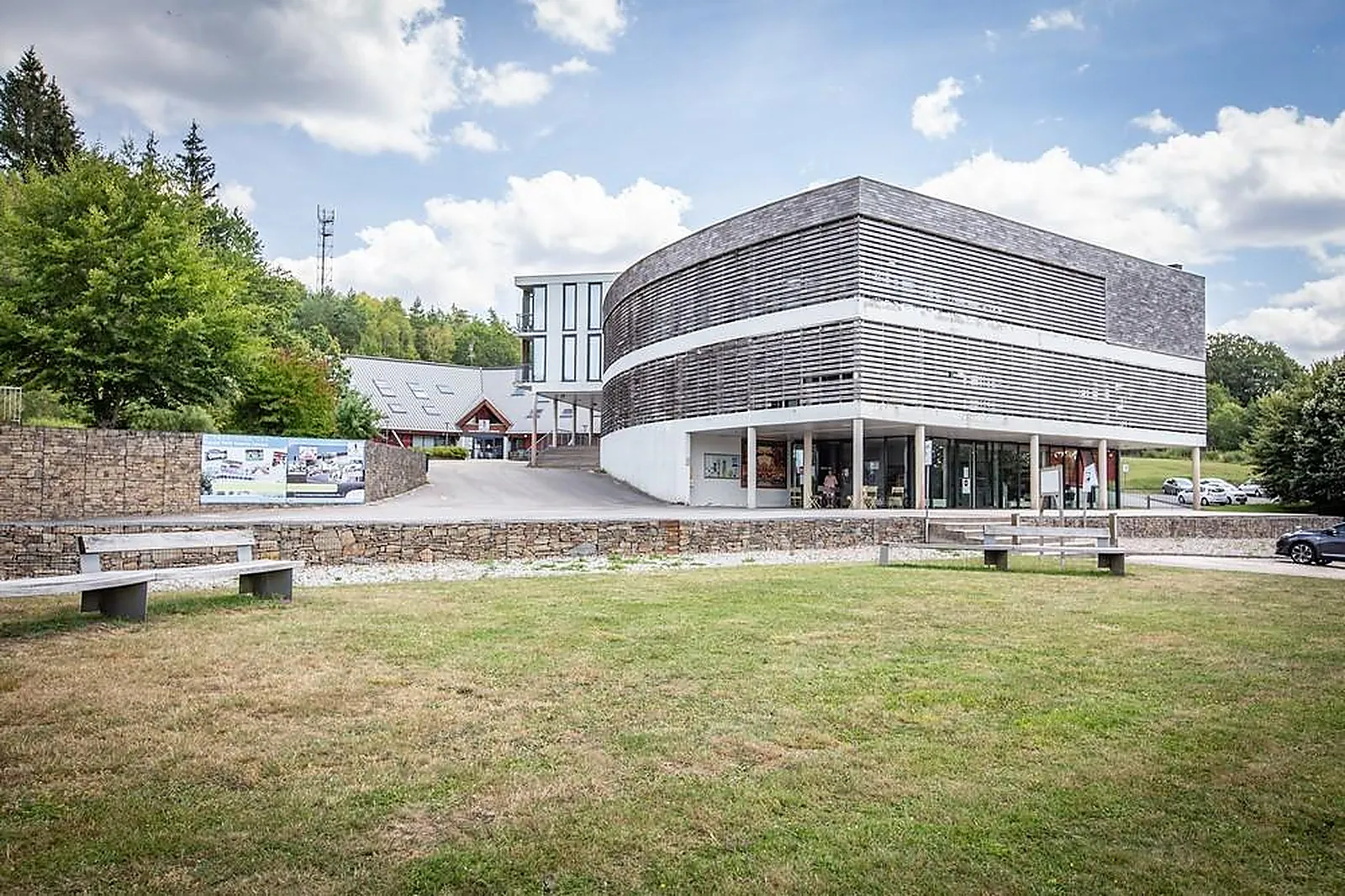 Lieux événementiels, ESPACE 1000 SOURCES