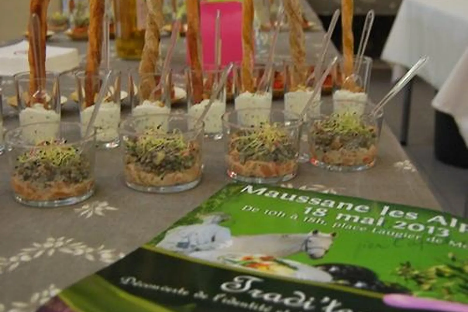 Lieux événementiels, ESPACE AGORA ALPILLES