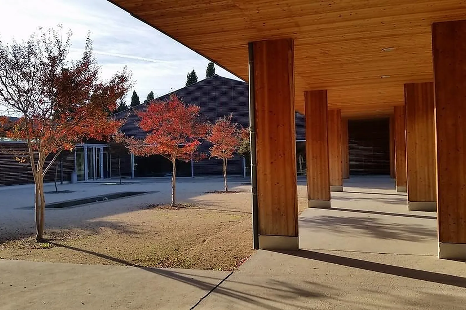 Lieux événementiels, ESPACE AGORA ALPILLES