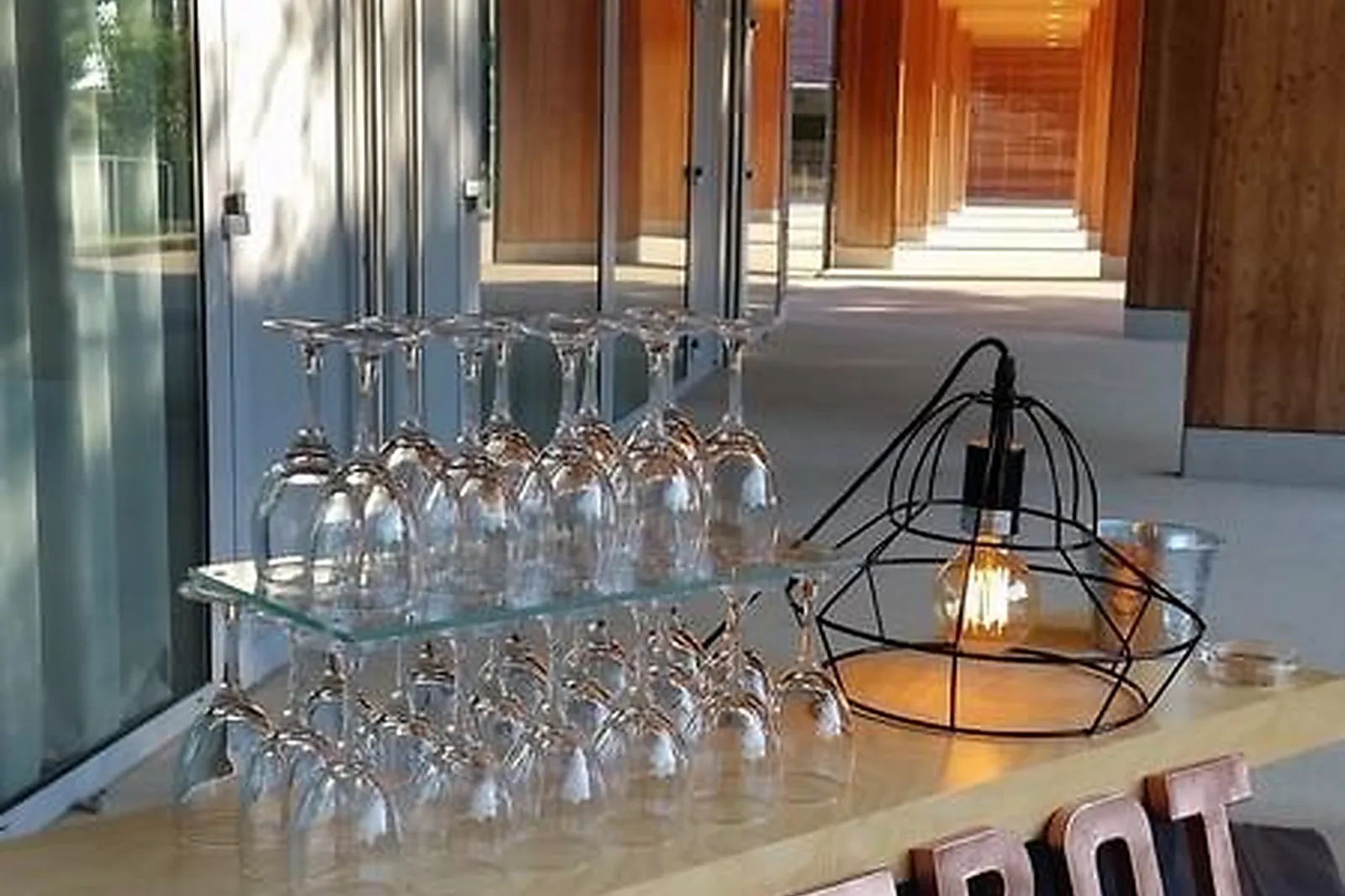 Lieux événementiels, ESPACE AGORA ALPILLES