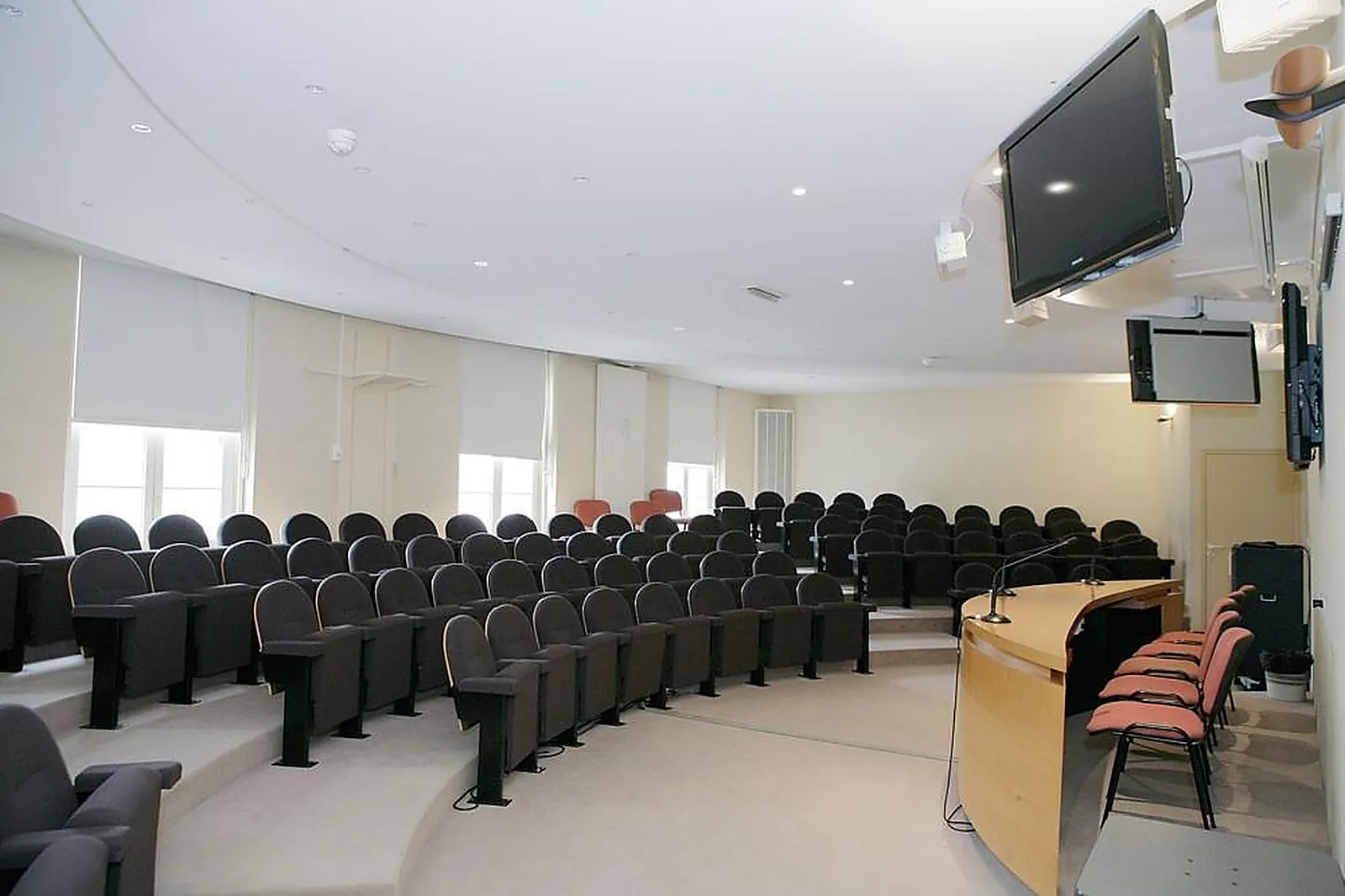 Lieux événementiels, ESPACE ARGENCE