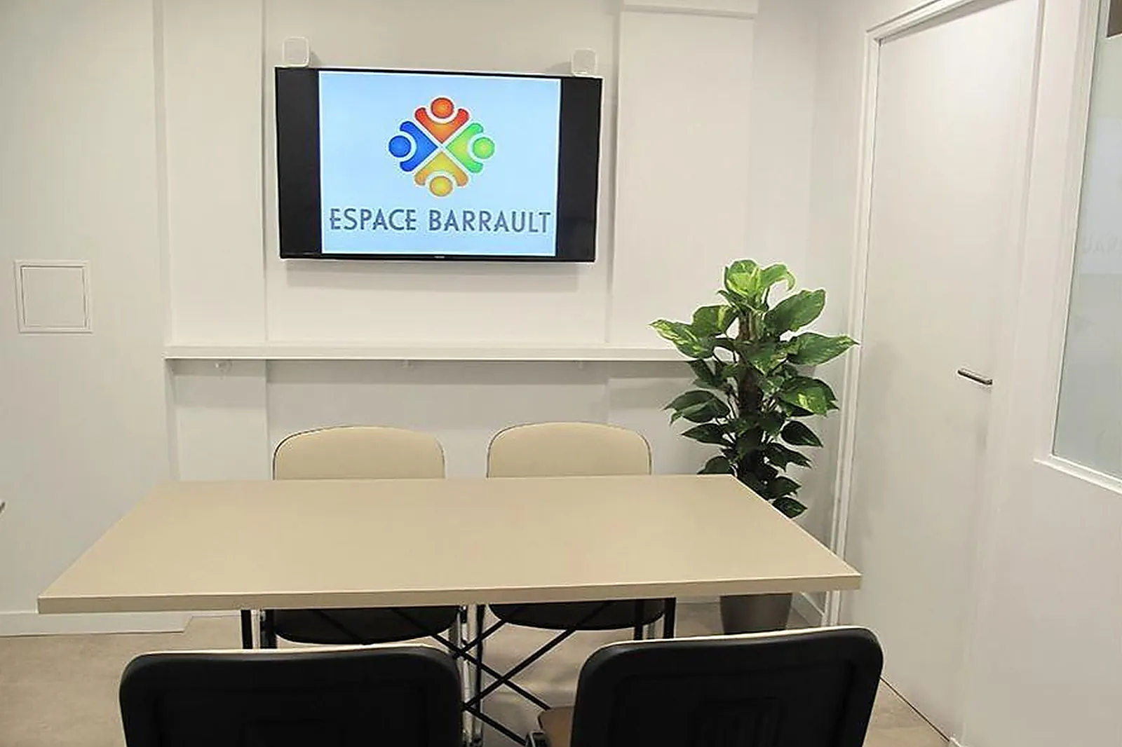 Lieux événementiels, ESPACE BARRAULT