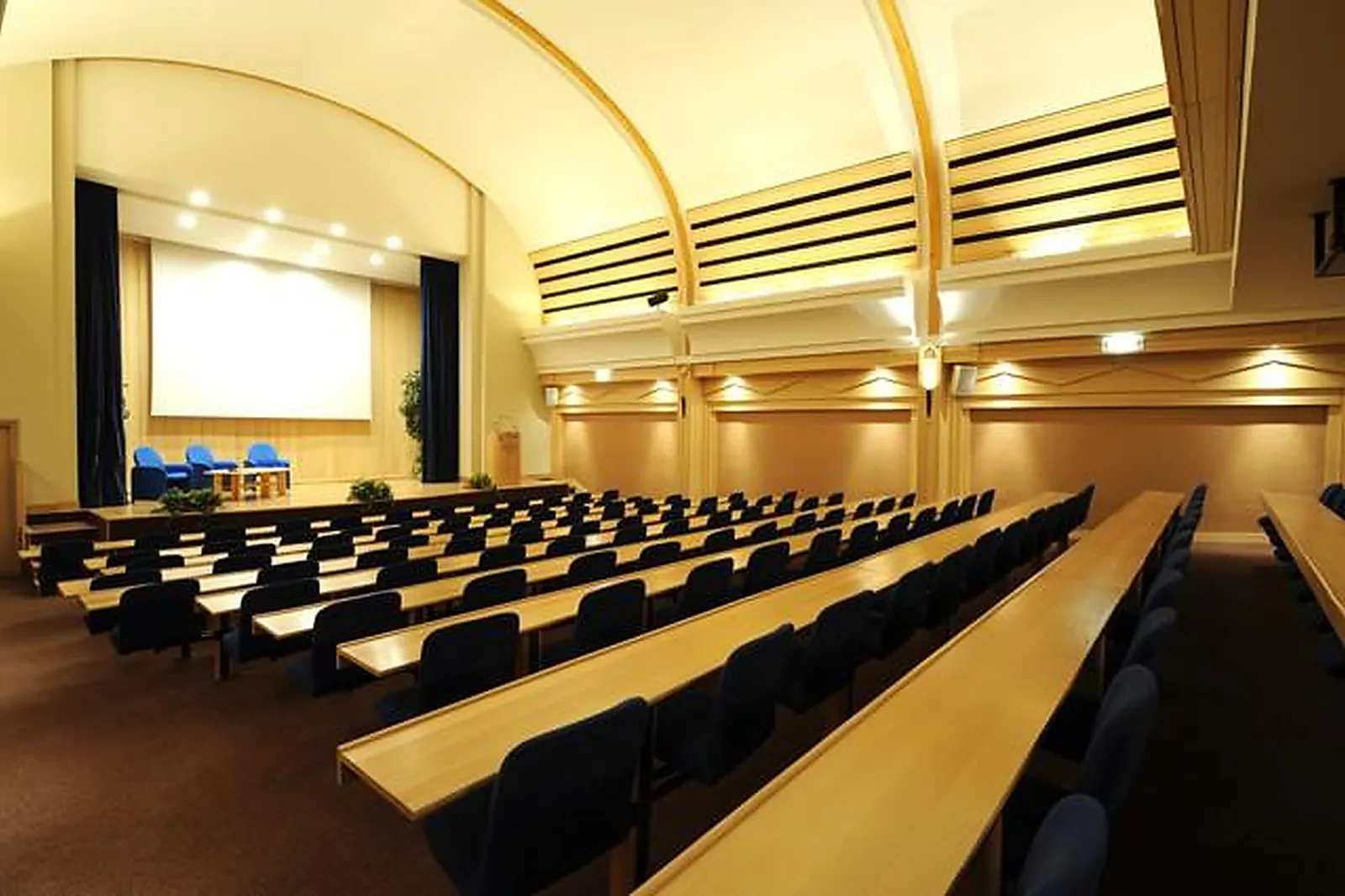 Lieux événementiels, ESPACE CONGRÈS DE LA CHAMBRE DE MÉTIERS ET DE L'ARTISANAT DE LA HAUTE-SAVOIE