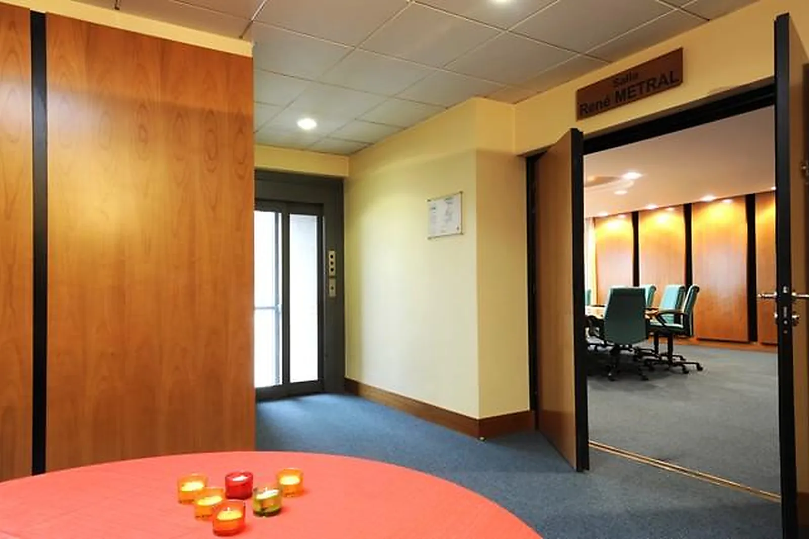 Lieux événementiels, ESPACE CONGRÈS DE LA CHAMBRE DE MÉTIERS ET DE L'ARTISANAT DE LA HAUTE-SAVOIE