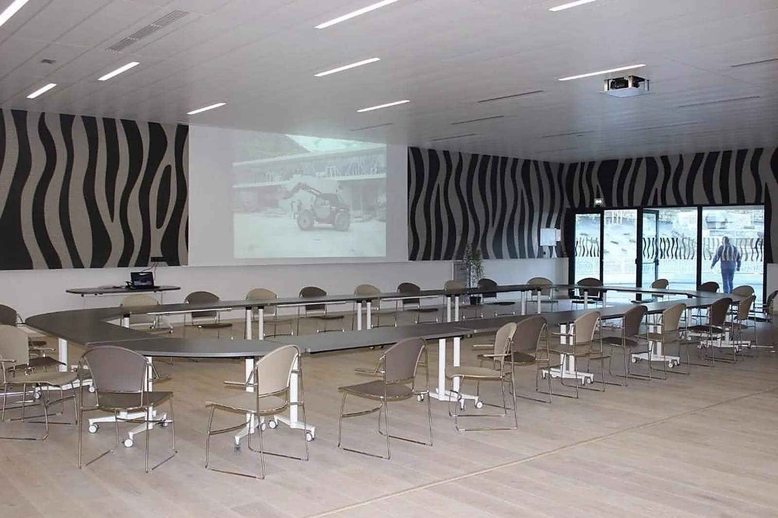 Lieux événementiels, ESPACE EVÈNEMENTS GEORGES-FRÊCHE