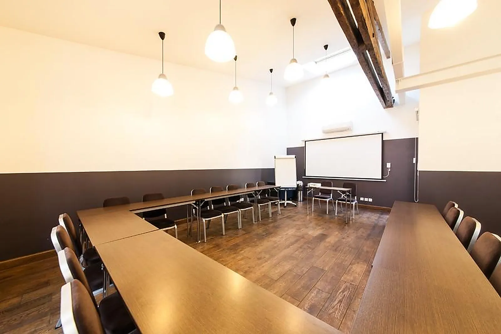 Lieux événementiels, ESPACE HERMÈS