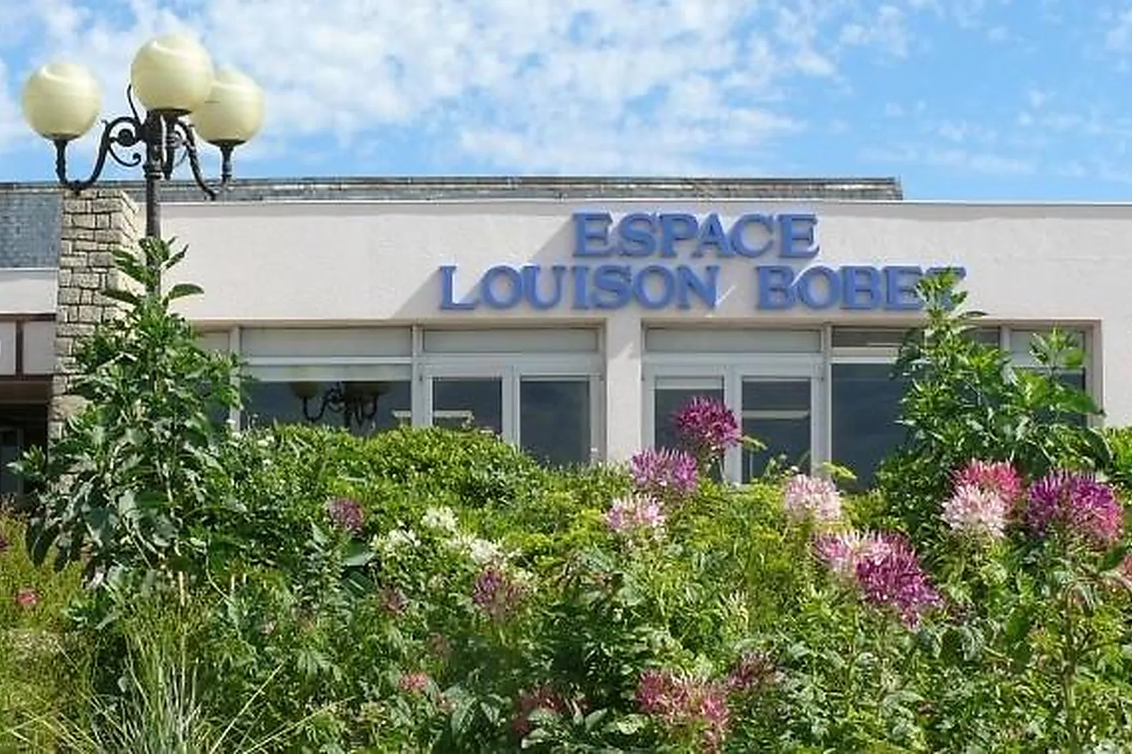 Lieux événementiels, ESPACE LOUISON BOBET
